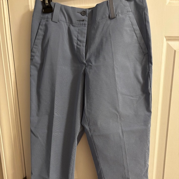 NWOT Nike Dri-Fit Golf Blue Stretch Capri Pant Size 2 - Picture 1 of 6